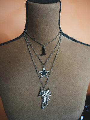 Blazin' Saddle Neck